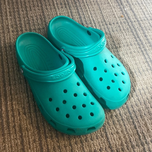 crocs main image 5